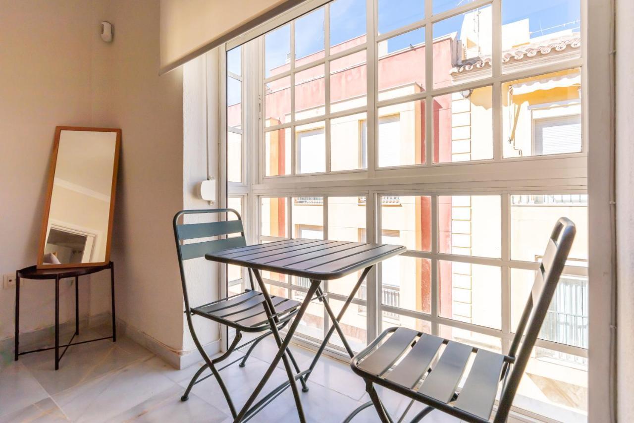 Ferienwohnung Apartamento Centrico La Victoria Málaga Exterior foto