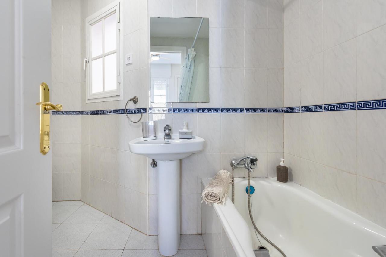 Ferienwohnung Apartamento Centrico La Victoria Málaga Exterior foto